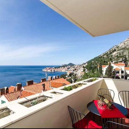 Apartment Zlatni Potok - Best View Of The Old Town Дубровник Екстериор снимка